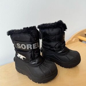 Sorel Black Fur-Trimmed Winter Boots